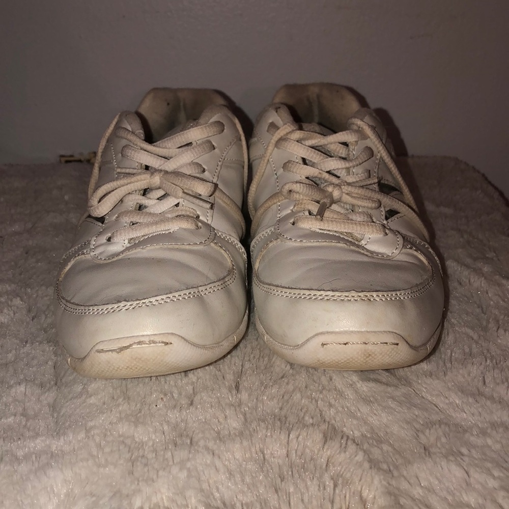 cheer shoes